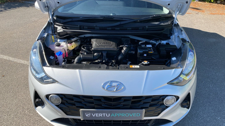 Hyundai i10 1.0 MPi SE Connect 5dr Petrol Hatchback